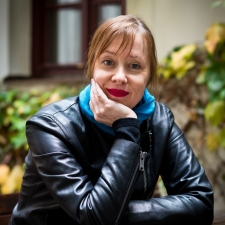Suzanne Vega