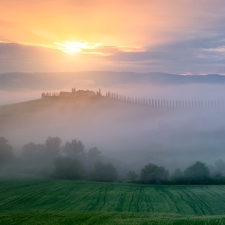 Tuscan day breakout